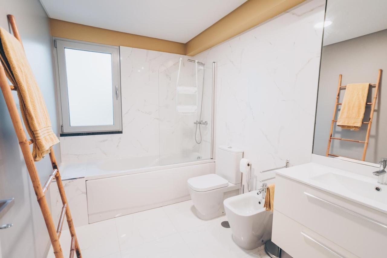 Elephant 2Br Apartment With Terrace, Side Sea View And Pool Access Funchal  Ngoại thất bức ảnh