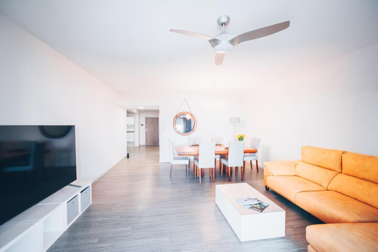 Elephant 2Br Apartment With Terrace, Side Sea View And Pool Access Funchal  Ngoại thất bức ảnh